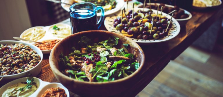 Potluck Dinner Meaning Ideas Recipes And Invitation Wording 